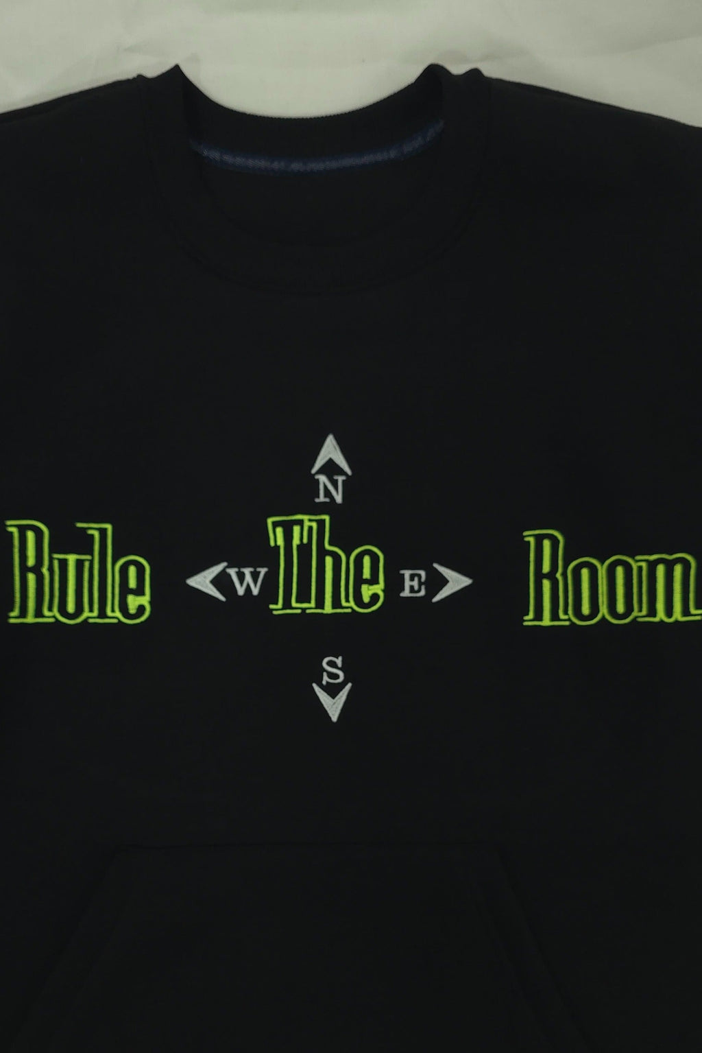 Dynamic Neon Rule the Room Sweat shirt
